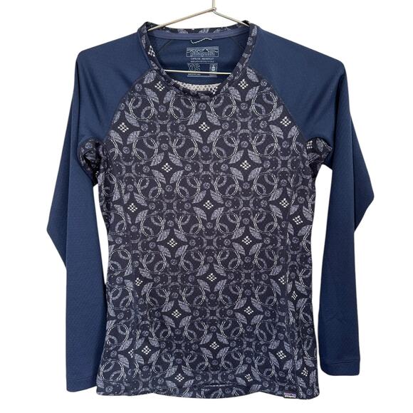 Patagonia Cap MW‎ Crew Fire Floral Night Plum Navy Blue XS Base Layer Hike Camp - Picture 3 of 8